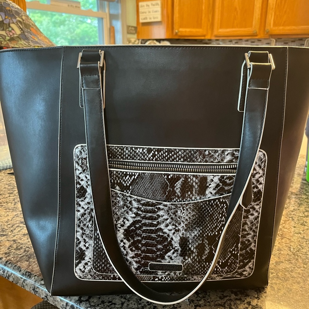 Vera Bradley Large Ella Tote snakeskin leather NWOT